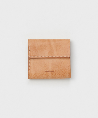 clasp wallet