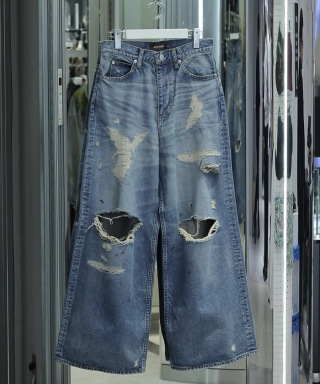 MB BAGGY JEANS ANGEL DAMAGE　B26U6PL003