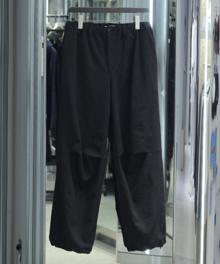 3D KNEE TUCK DRAWSTRING TROUSERS　N006-039127