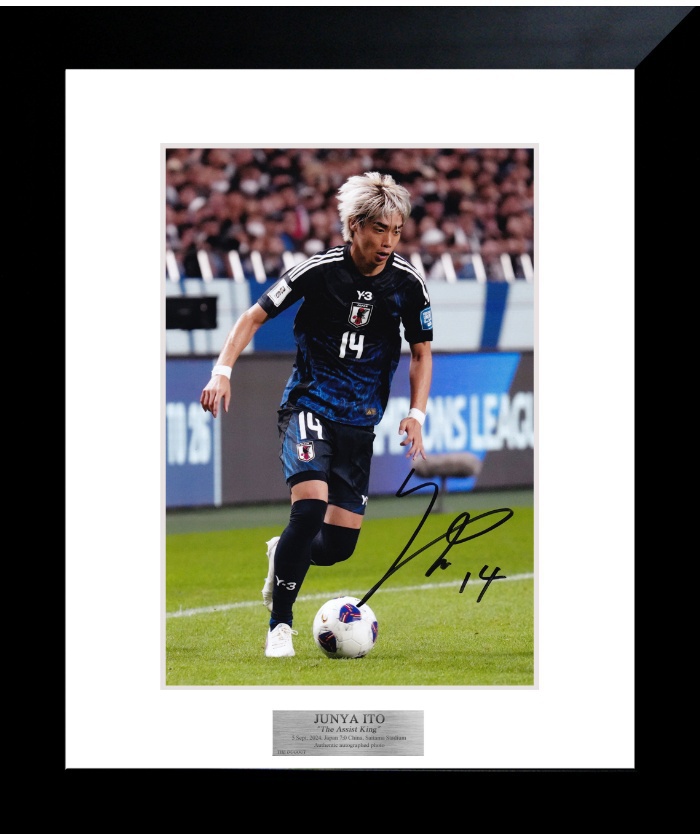 伊東純也直筆サイン入り日本代表2024フォト 特製フレーム TDJD25261FR