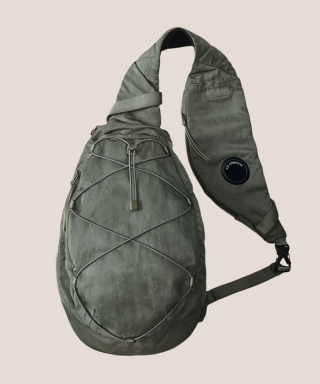 NYLON B CROSSBODY BACKPACK　21CMAC735A-005269G
