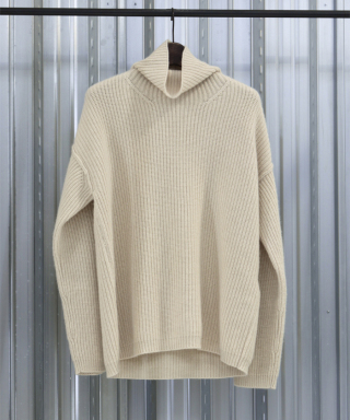 PANNO JUMPER　27HK049