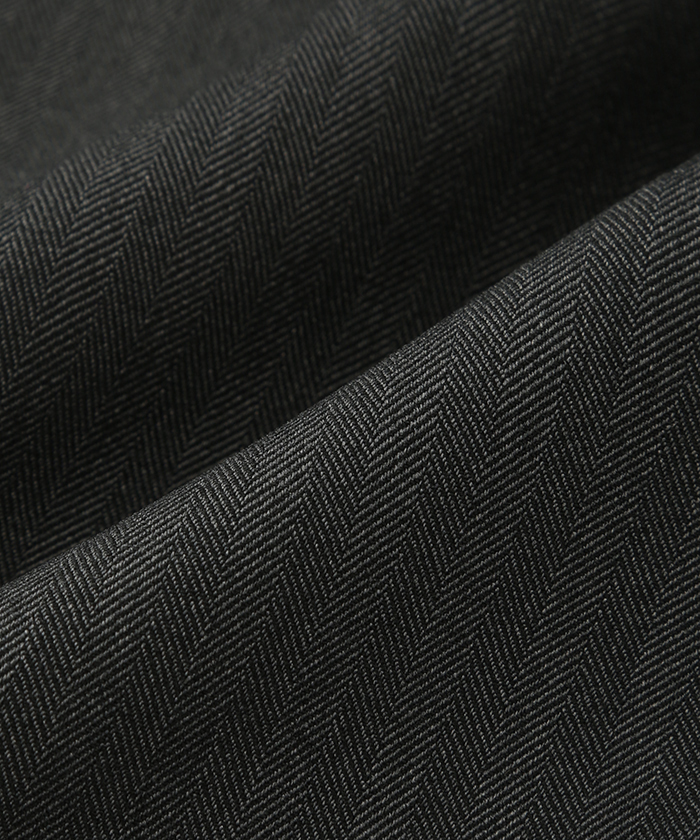 さりげなく浮かぶ織柄が上品で落ち着いた印象　1654851-H