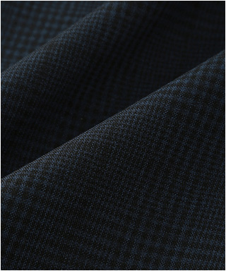 トレンドを押さえるにはクラシック調のチェックがおすすめ　1655251-B