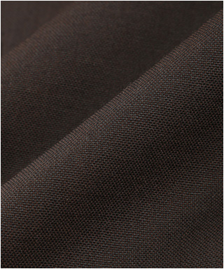 「ワイドパンツ仕様」深めのブラウンカラーでクラシカルな着こなしを　1909261-E