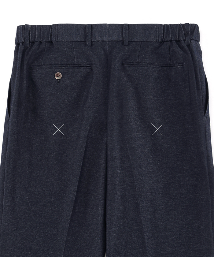 オンオフでも活躍するカジュアルなネイビーカラー 1908661-B(MS263380