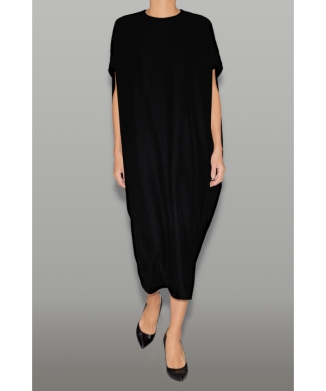 クルーネックドルマンスリーブマキシドレス