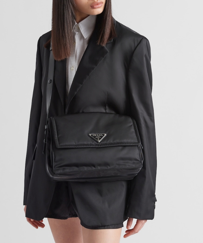 ミディアム パデッドRe-Nylon ショルダーバッグ(X248G007)|阪急 ミディアム パデッドRe-Nylon ショルダーバッグ(X248G007)|阪急