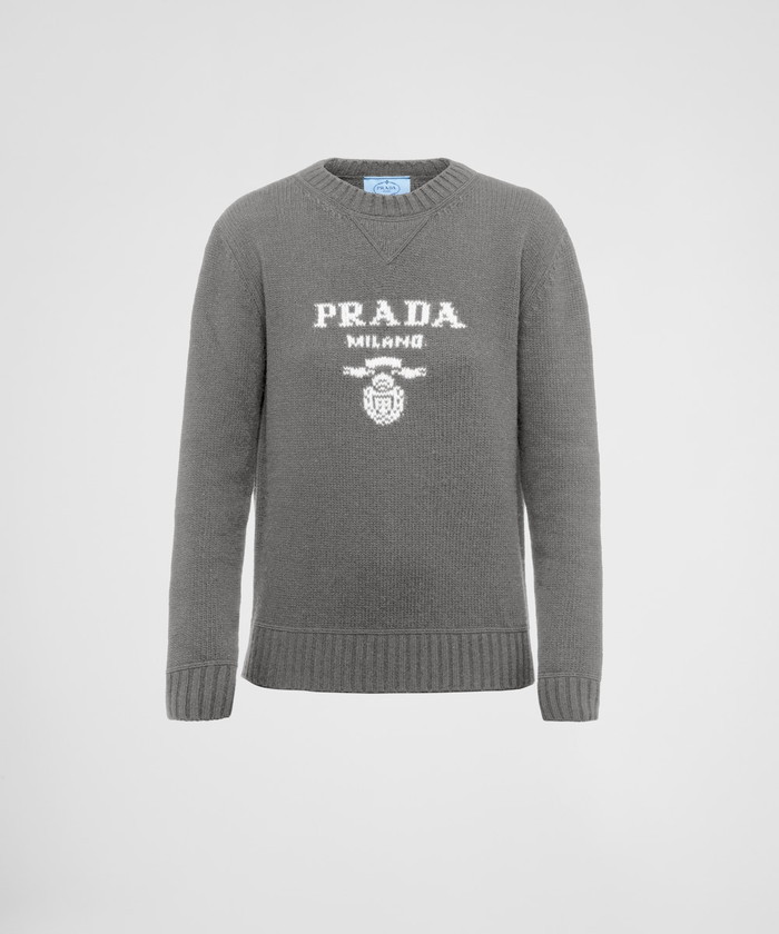 PRADAロゴ ウール クルーネック セーター(X24NG040)|阪急百貨店 PRADAロゴ ウール クルーネック セーター(X24NG040)|阪急百貨店