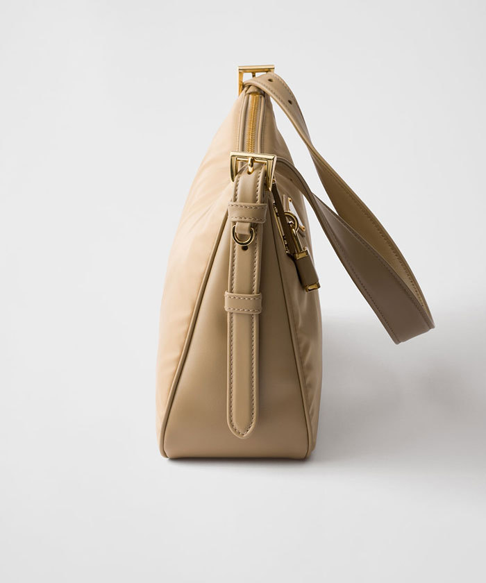PRADA ♪ エメ パドロック付 ラージ Re-Nylon xレザーショルダー プラダ エメ パドロック付 ラージ Re-Nylon xレザー ショルダー