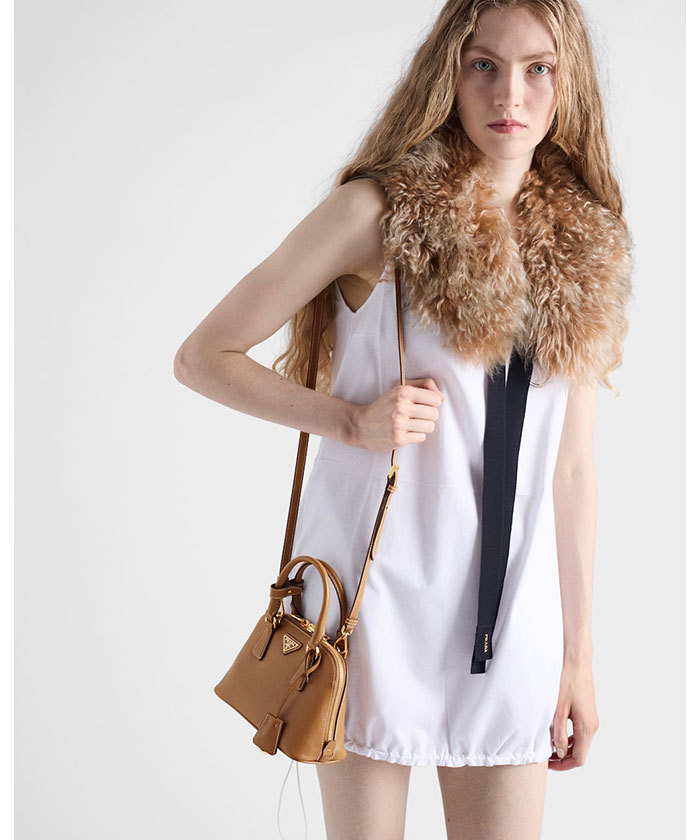 COMTESSE ✨希少美品✨ ハンドバッグ 2way サフィアーノレザー 美品】PRADA サフィアーノレザー ハンドバッグ（ブラック／2WAY