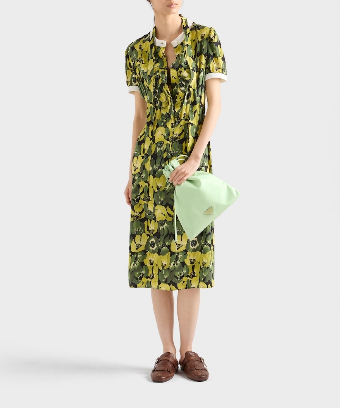 プラダ ウィッシュ Re-Nylon ポーチ(X265N116)｜阪急百貨店公式通販