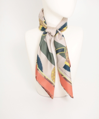 シルクプリントスカーフ