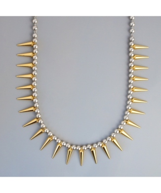 スタッズネックレス