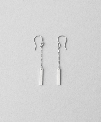 SVピアス