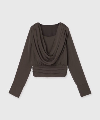 パウダーサテンドレープトップス