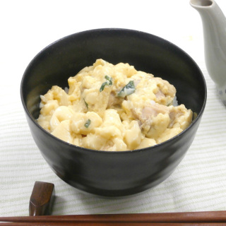 ふんわり食感ミニ親子丼の具