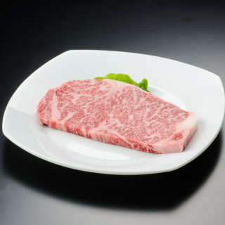小形牧場牛リブロースステーキ