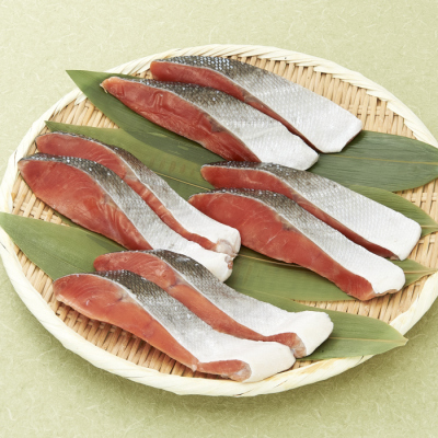 かね清の紅鮭切身(甘塩味 8切)