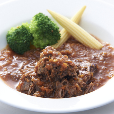 牛ホホ肉のやわらかシチュー