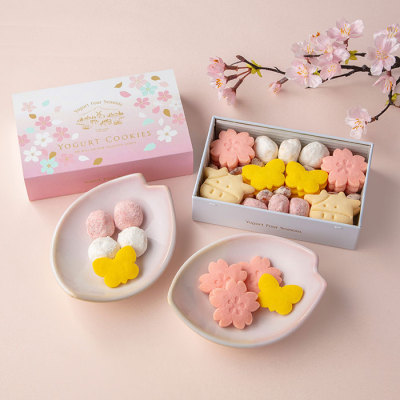 ヨーグルトさくらクッキー缶