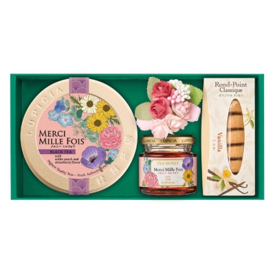 紅茶とお菓子「メルシー」