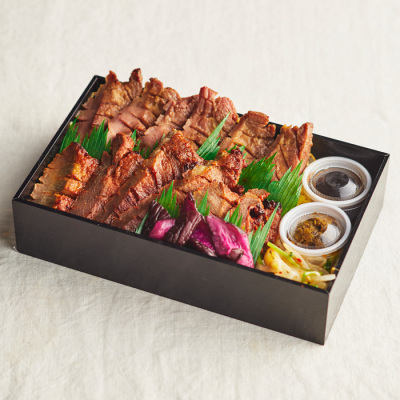 倍盛り牛たん味比べ重