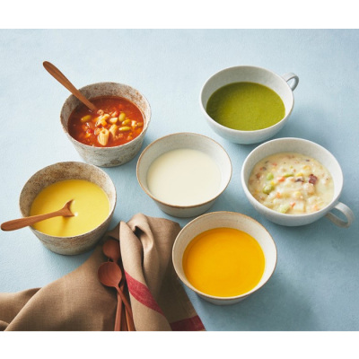 野菜を6種のスープで楽しむセット