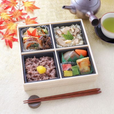松茸ご飯と赤飯の祝い御膳