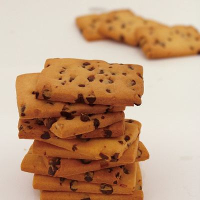 純白バターミルククッキー チョコチップ 8枚入り