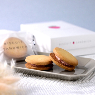 ビスケットサンドウィッチあまおう苺(4枚入)