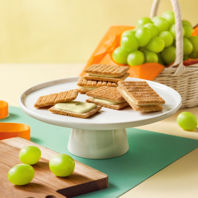 シュガーバターサンドの木 シャインマスカットショコラ 10個入