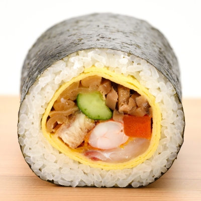 鯛と柚子の丸かぶり寿司