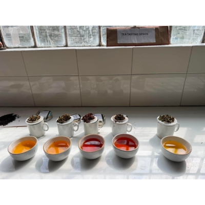 「Uf-fu(ウーフ)」ダージリンのお話と飲み比べ＜11月1日午後6時開催＞