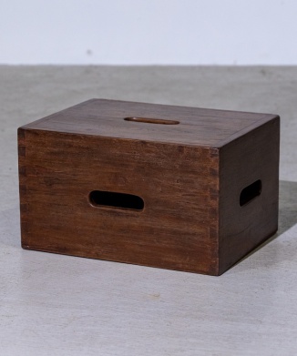 5 Hole Wood Box