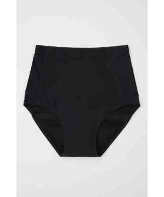 re:juu　seamless shorts