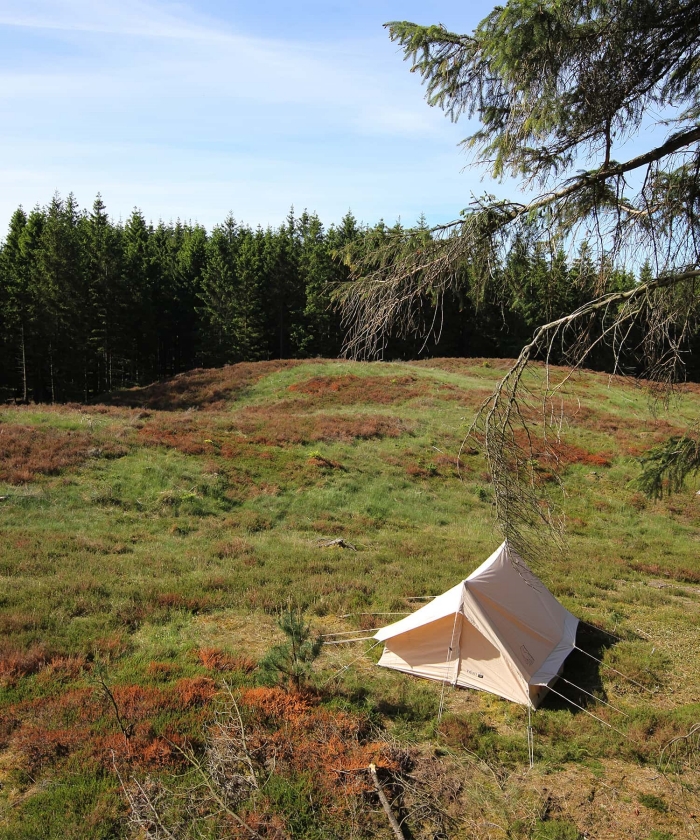 Nordisk YDUN 5.5 TENT WITH SEWN IN FLOOR / ノルディスク