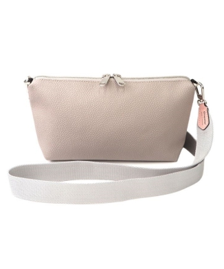 リュクススクエアポーチ