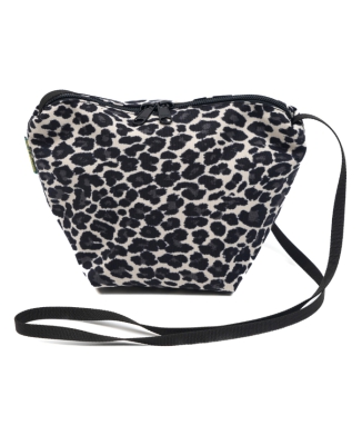 ナイロンショルダーバッグ