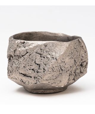 白金彩陶塊石茶碗　Silver Paint TOUKAISEKI Tea Bowl