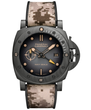 サブマーシブル クアランタクアトロ　GMT ネイビーシールズ　カーボテック-44ｍｍ