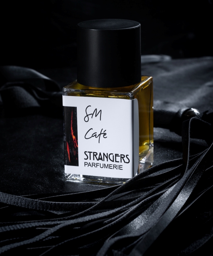 STRANGERS PARFUMERIE】SM CAFE(mw5C1363)｜HANKYU MEN'S / 阪急メンズ