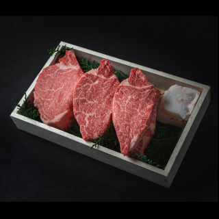国内産黒毛和牛　ヘレステーキ肉　450g（3枚）　※ご進物用（折詰）
