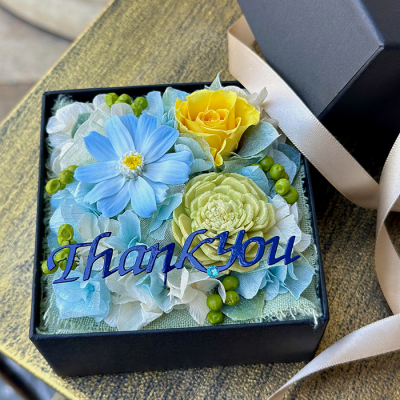 プリザーブドフラワー　Thank You Box【母の日】