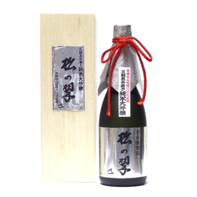 「神聖」松の翠 純米大吟醸M-10（箱入）720ml[N-153]