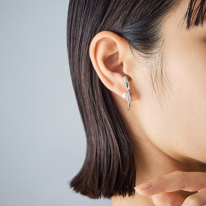 カーブピアス パール_76008 シルバー(sn250316)｜阪神オンライン