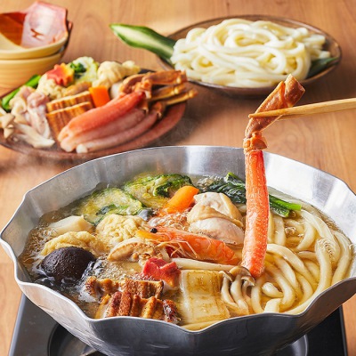 ずわい蟹添え 冷凍うどんすき≪クール便・冷凍≫