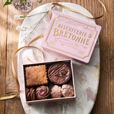 プティピンク〈缶〉(15個入)＜2月1日から2月14日お届け＞