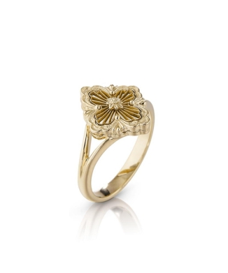 オペラチュール　リング