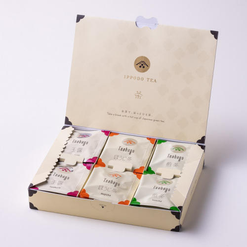 箱詰めされ蓋が開けられた一保堂茶舗のティーバッグの詰め合わせ